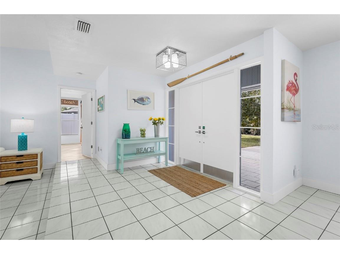 5720 Timber Lake Circle Sarasota FL 34243 A4671628 image13