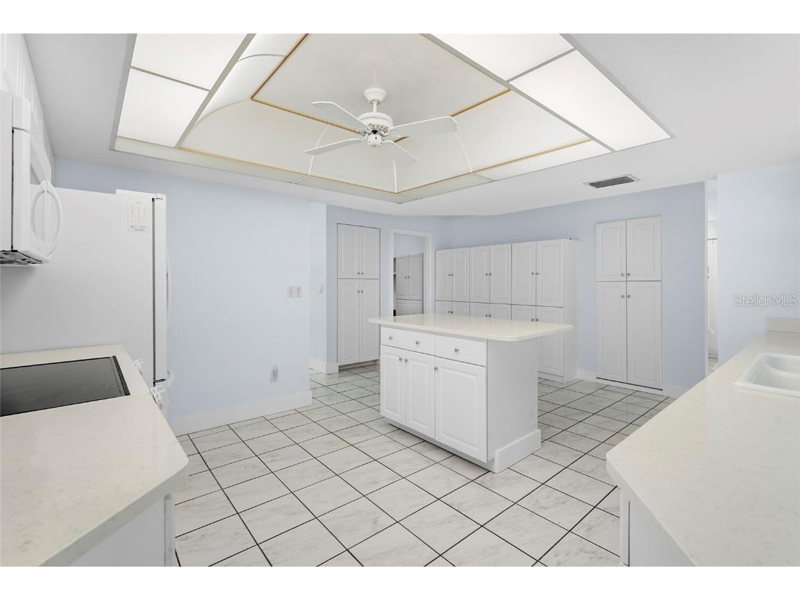 5720 Timber Lake Circle Sarasota FL 34243 A4671628 image20