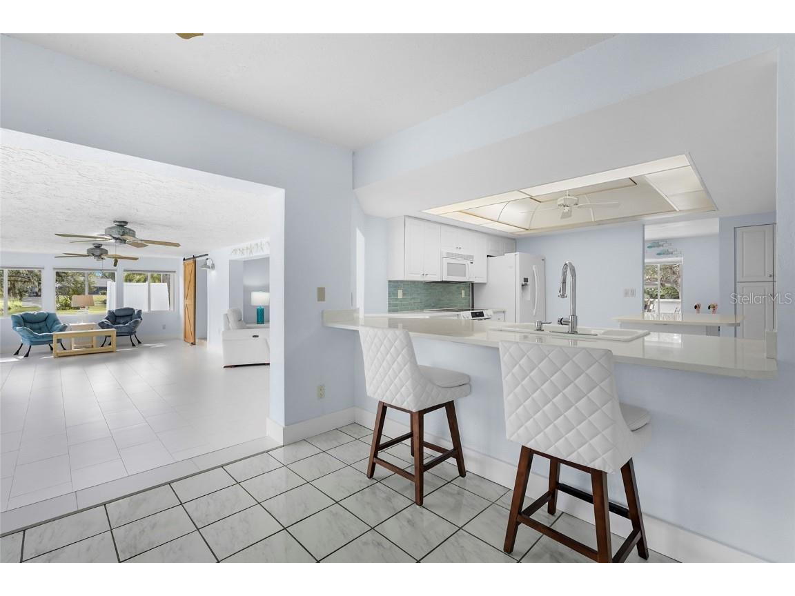 5720 Timber Lake Circle Sarasota FL 34243 A4671628 image22