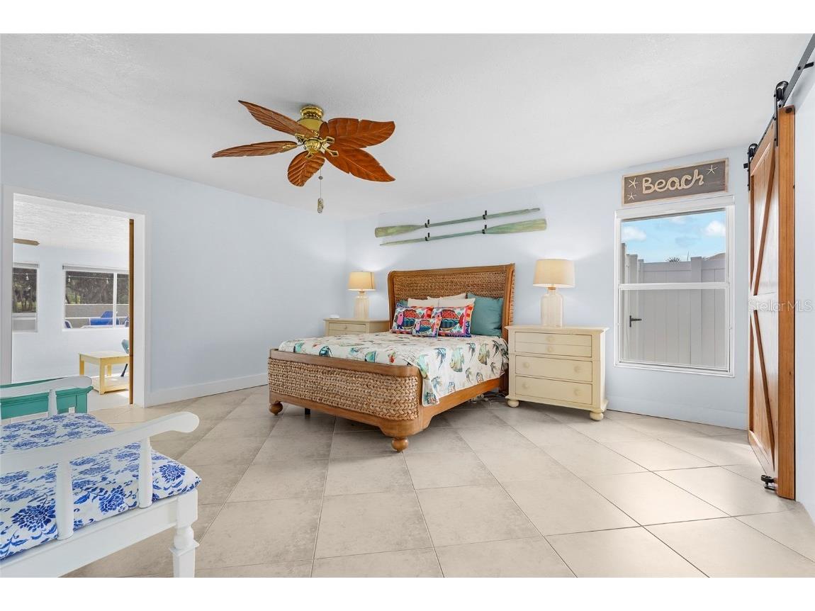 5720 Timber Lake Circle Sarasota FL 34243 A4671628 image32