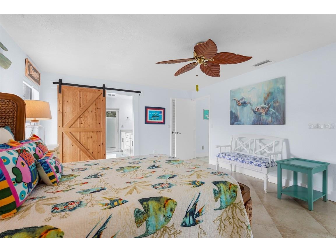 5720 Timber Lake Circle Sarasota FL 34243 A4671628 image34