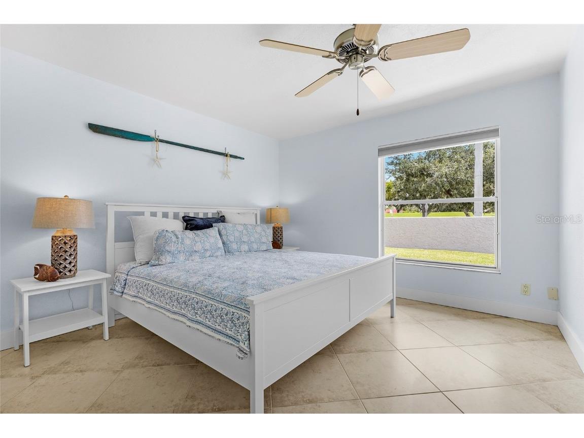 5720 Timber Lake Circle Sarasota FL 34243 A4671628 image44