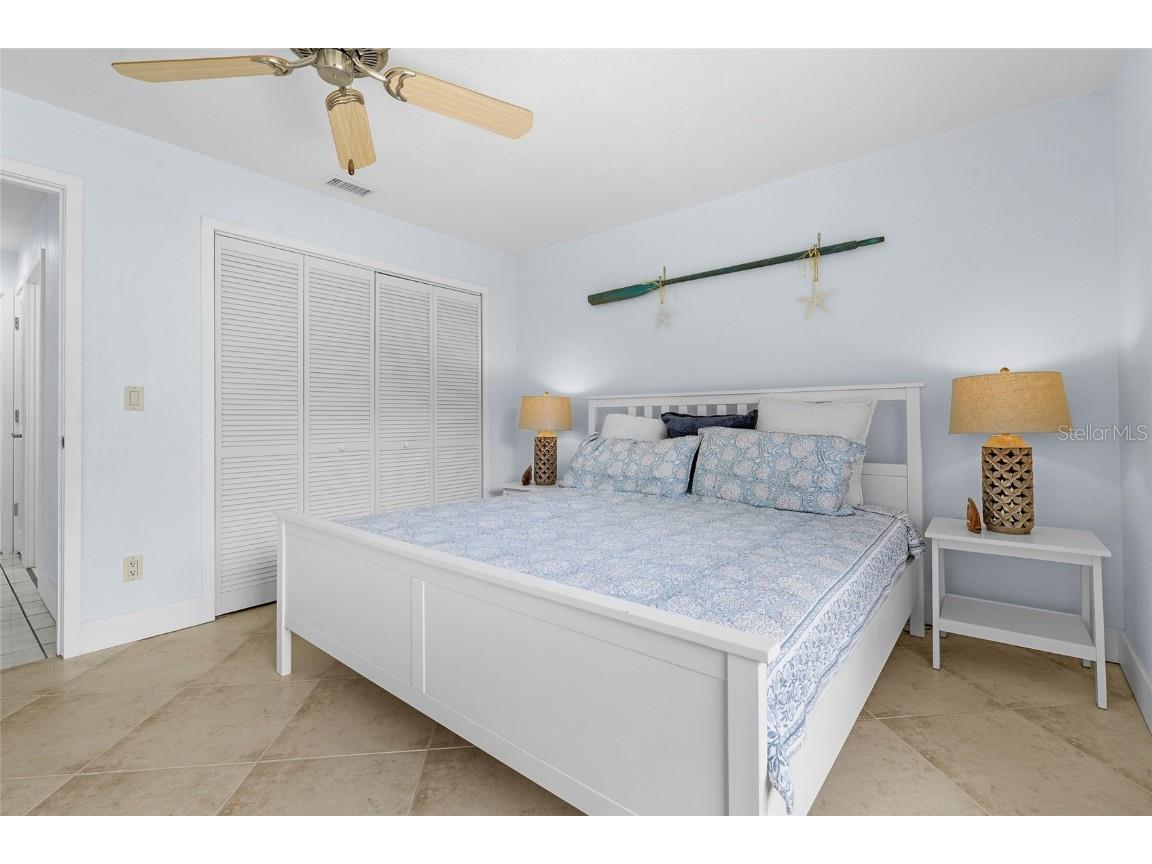 5720 Timber Lake Circle Sarasota FL 34243 A4671628 image45