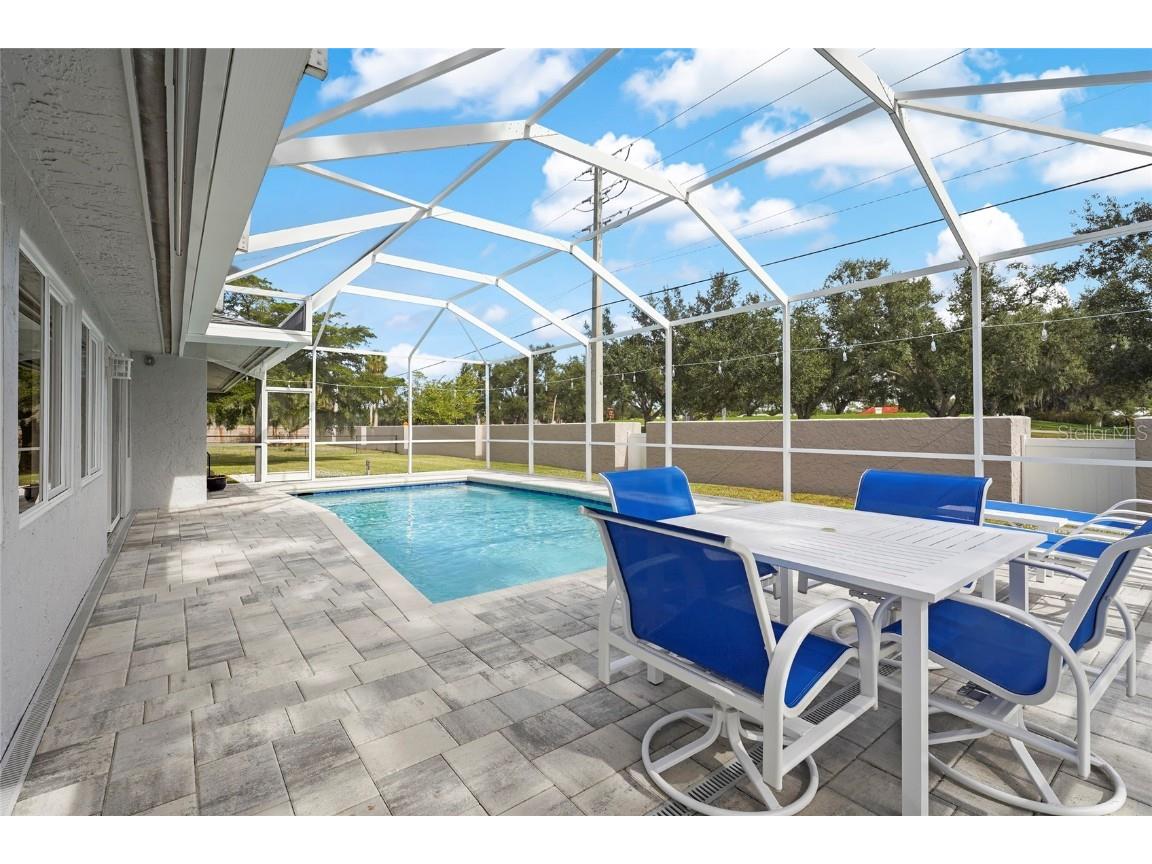 5720 Timber Lake Circle Sarasota FL 34243 A4671628 image49