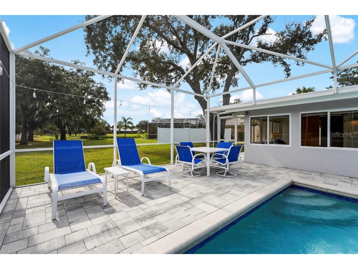 5720 Timber Lake Circle Sarasota FL 34243 A4671628 image52