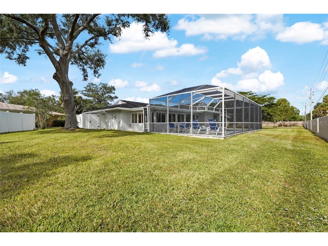 5720 Timber Lake Circle Sarasota FL 34243 A4671628 image53