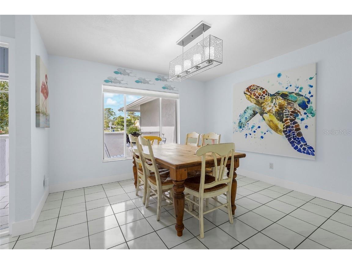 5720 Timber Lake Circle Sarasota FL 34243 A4671628 image7