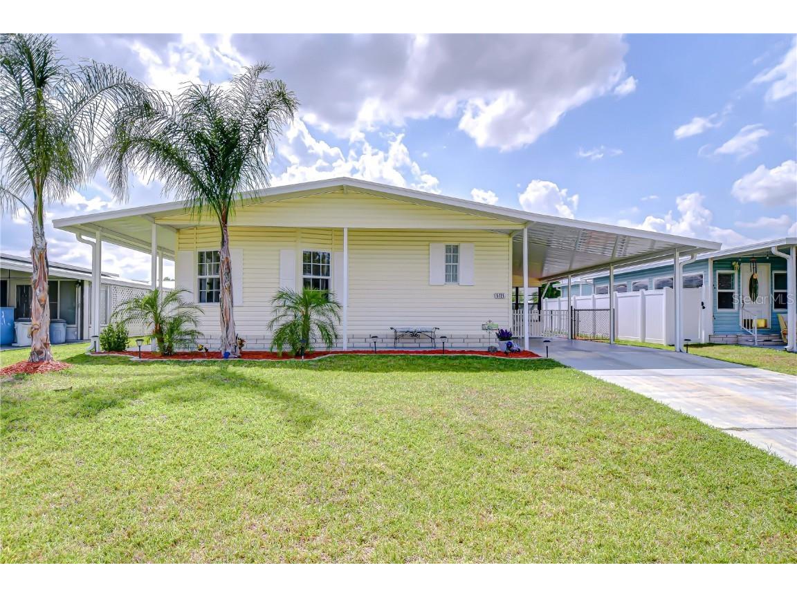 5721 Apache Street Zephyrhills FL 33542 TB8382623 image1