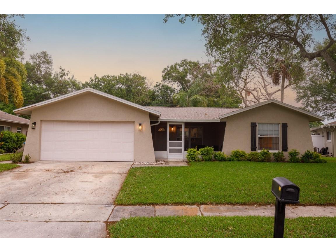 5721 Applecross Street N Saint Petersburg FL 33709 U8206777 image1