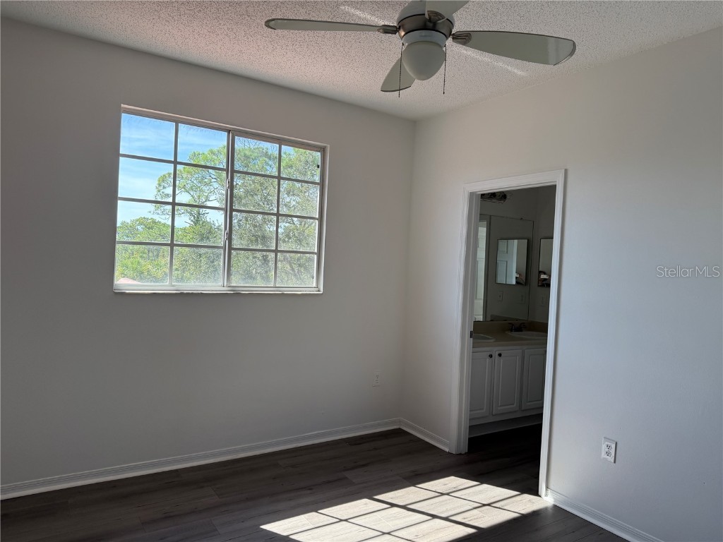 5721 Bentgrass Drive #20-202 Sarasota FL 34235 A4662276 image14