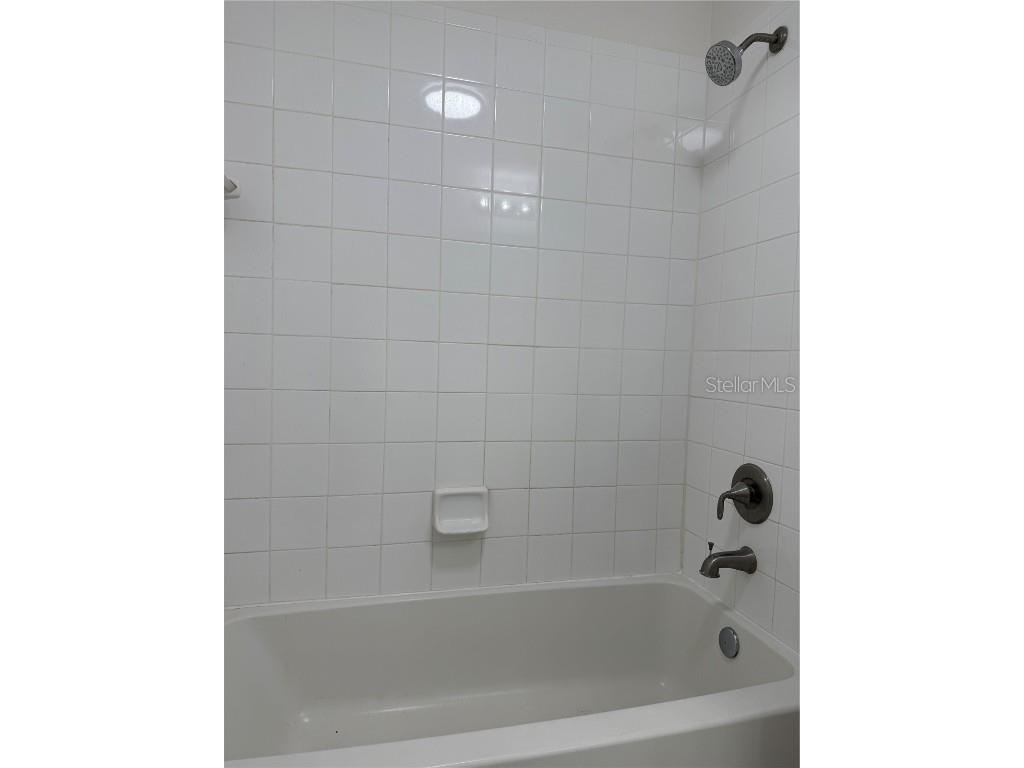 5721 Bentgrass Drive #20-202 Sarasota FL 34235 A4662276 image26