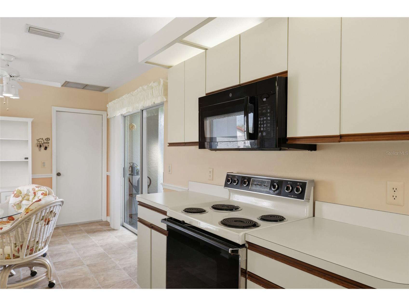 5721 Casa Del Sol Boulevard #3223 Sarasota FL 34233 A4686344 image13