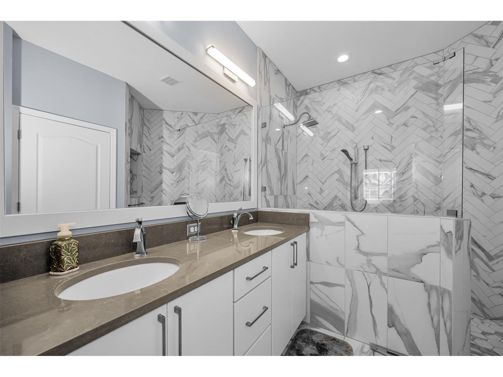 5721 Heronpark Place Lithia FL 33547 TB8492930 image36