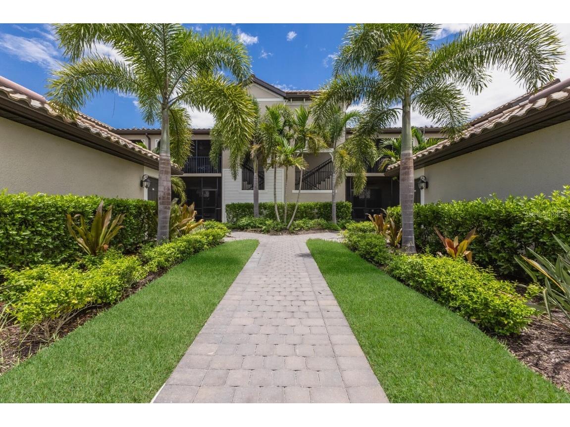 5721 Palmer Circle #103 Bradenton FL 34211 A4616091 image3