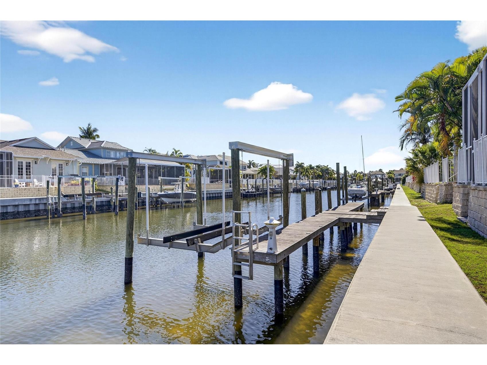 5721 Sea Turtle Place Apollo Beach FL 33572 TB8460029 image4