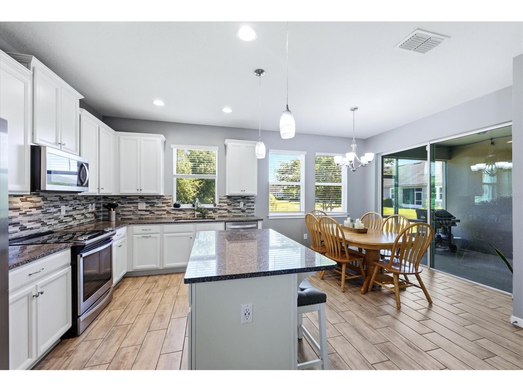 5721 Silverbridge Trail Bradenton FL 34211 A4691748 image10