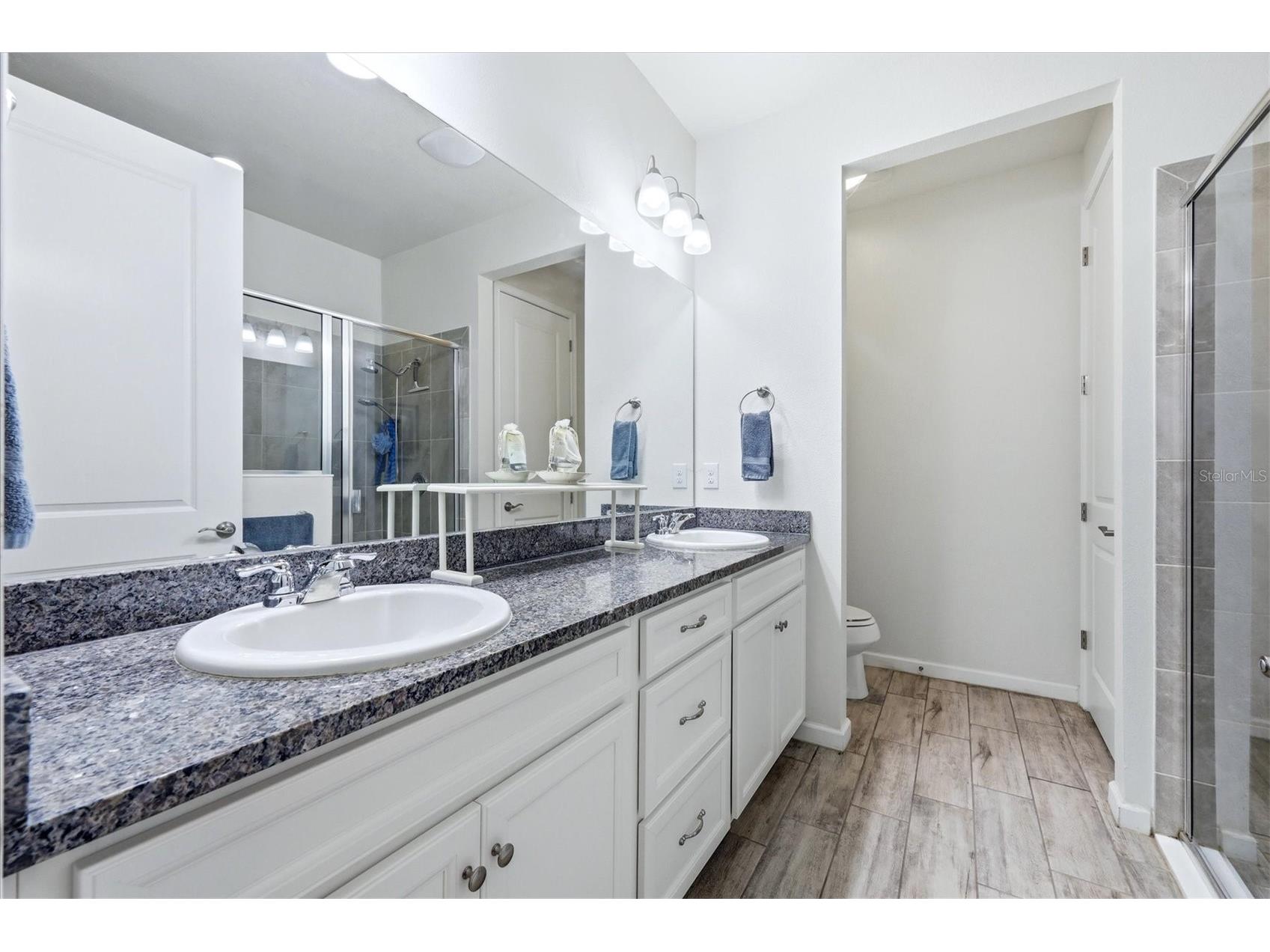 5721 Silverbridge Trail Bradenton FL 34211 A4691748 image19