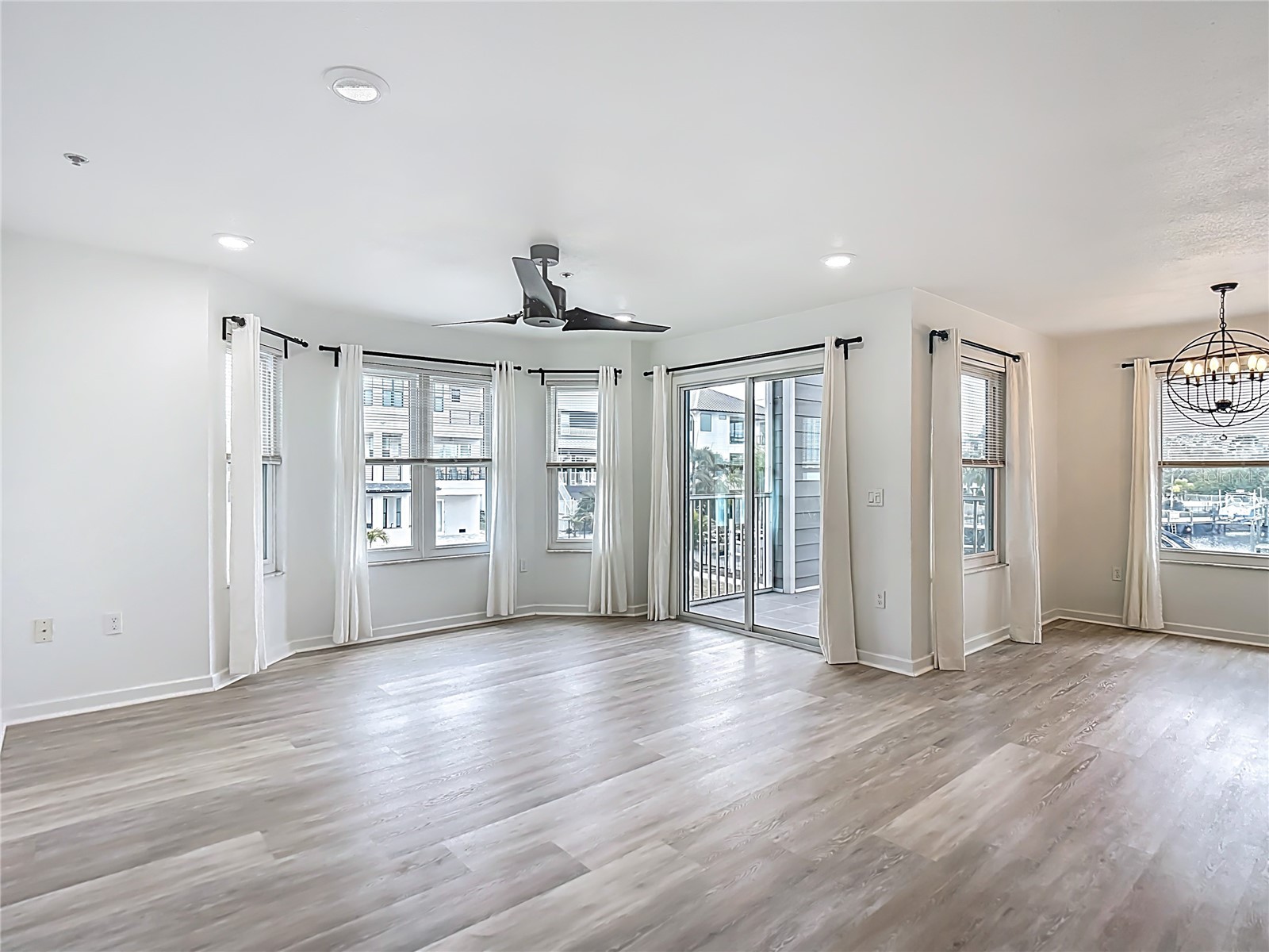 5722 Biscayne Court #103 New Port Richey FL 34652 W7881352 image10