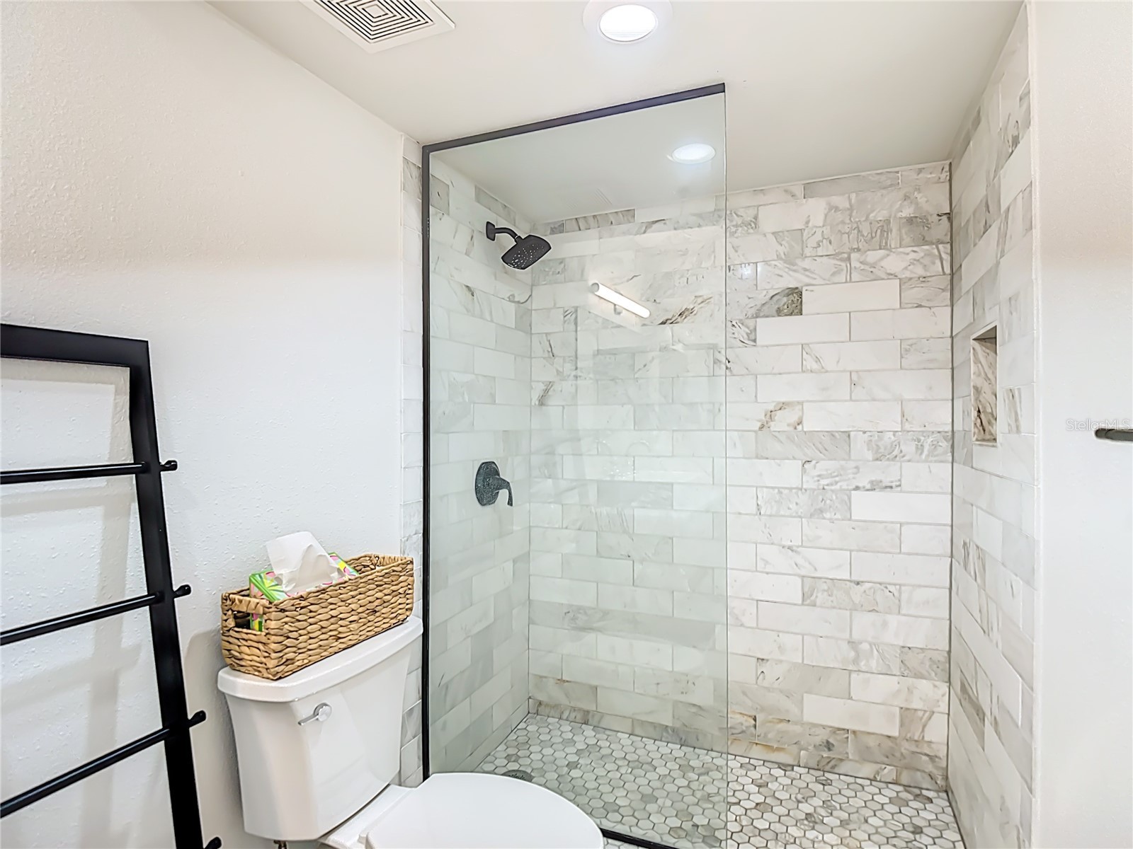 5722 Biscayne Court #103 New Port Richey FL 34652 W7881352 image35