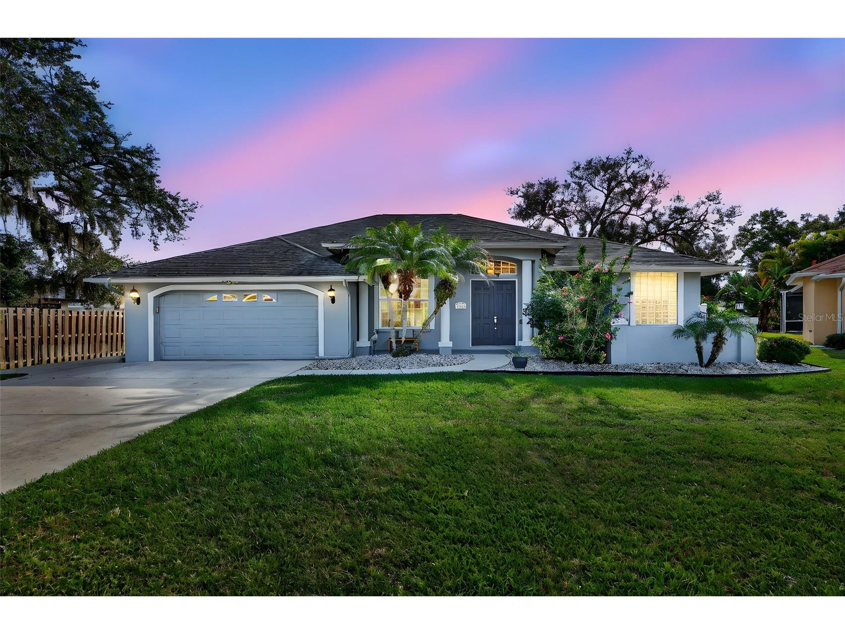 5722 Fern Oak Court Sarasota FL 34232 A4678050 image1