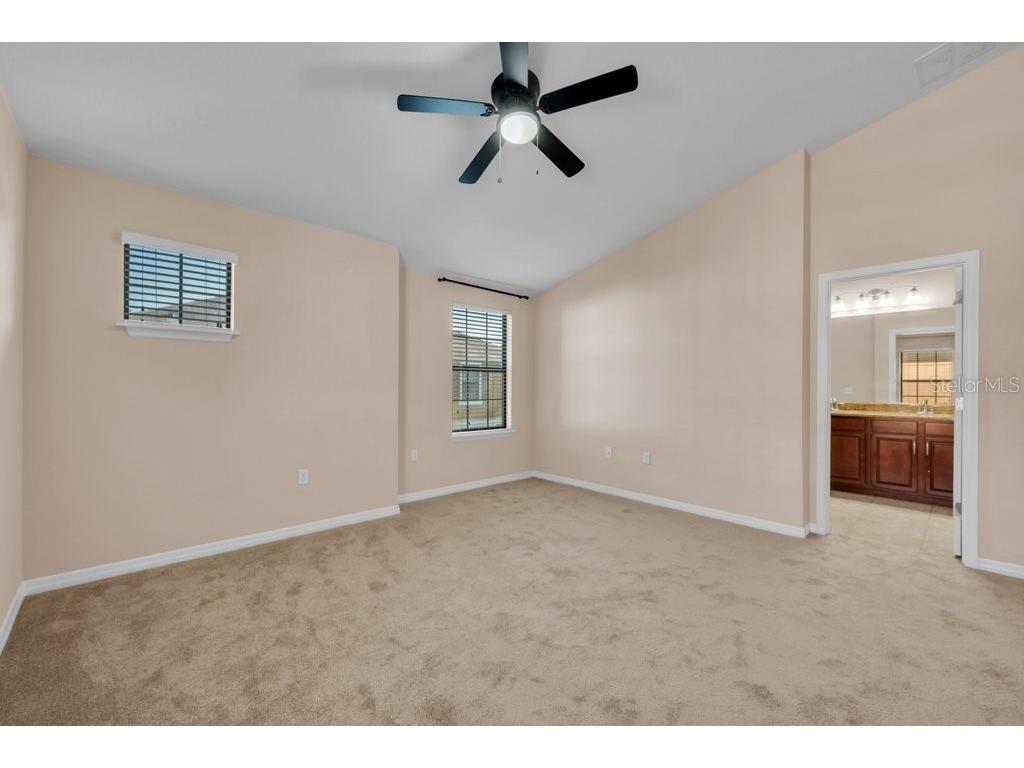 5722 Kinglethill Drive Lithia FL 33547 TB8459248 image21