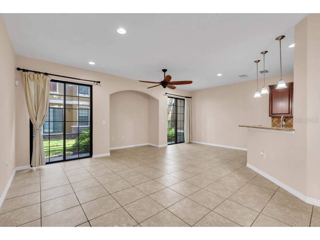 5722 Kinglethill Drive Lithia FL 33547 TB8459248 image6