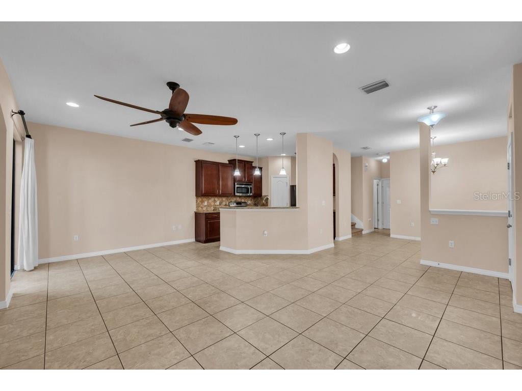 5722 Kinglethill Drive Lithia FL 33547 TB8459248 image7