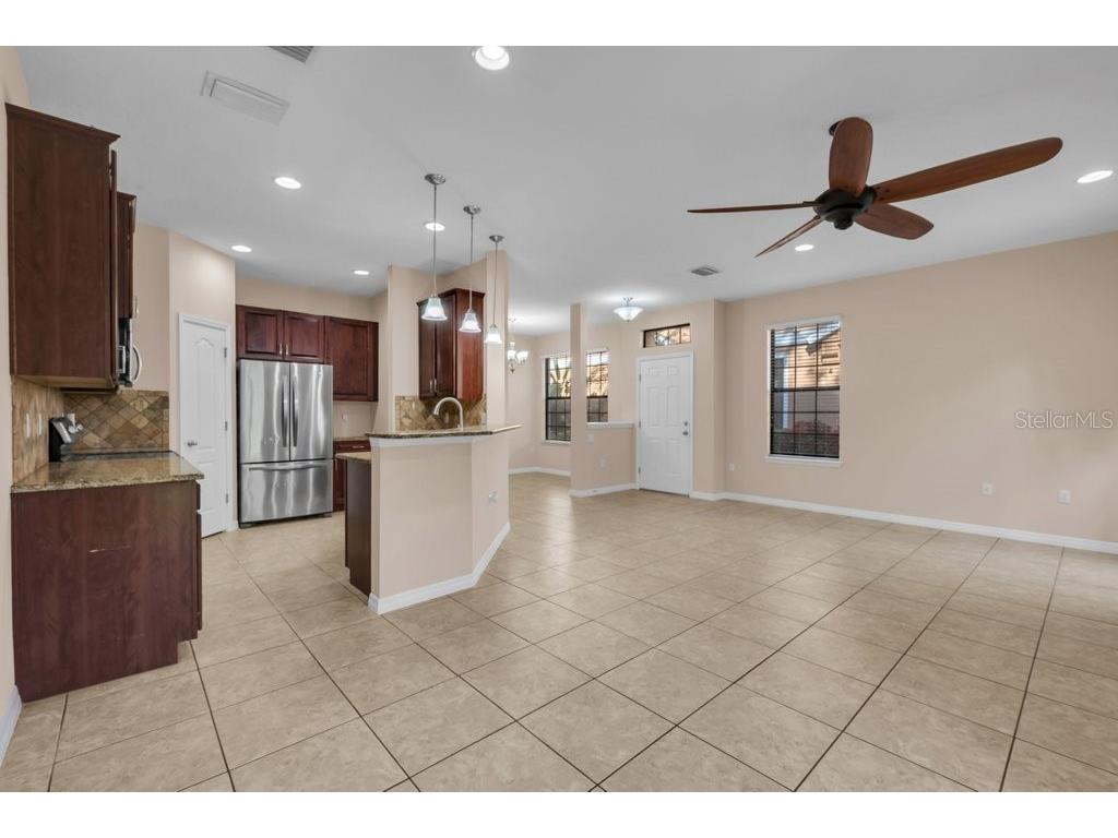 5722 Kinglethill Drive Lithia FL 33547 TB8459248 image8