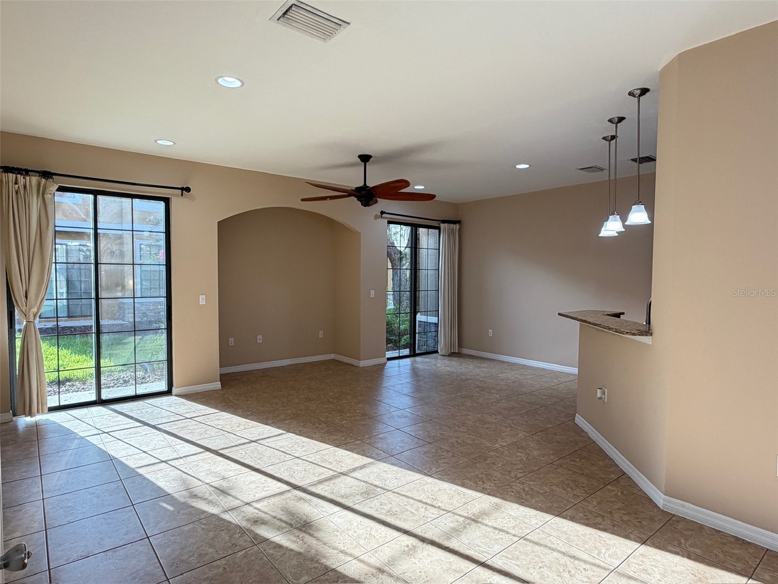 5722 Kinglethill Drive Lithia FL 33547 TB8529452 image10