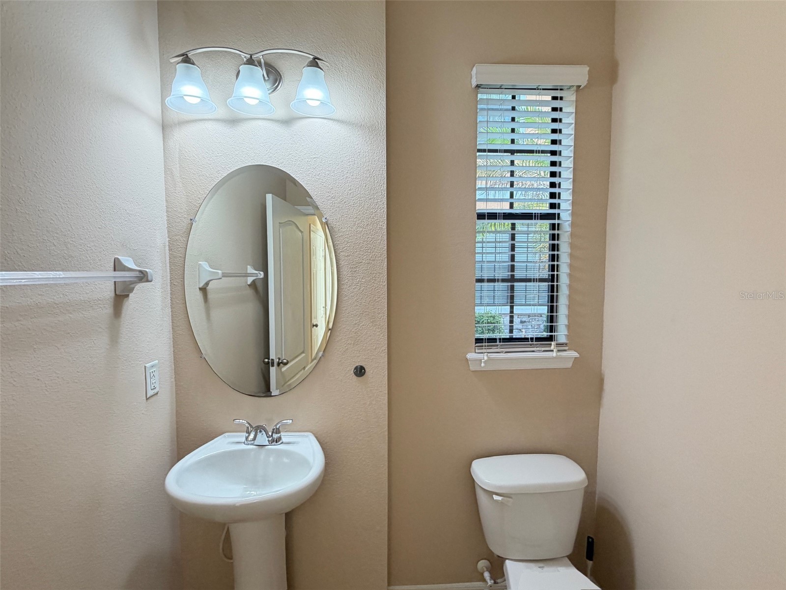 5722 Kinglethill Drive Lithia FL 33547 TB8529452 image11