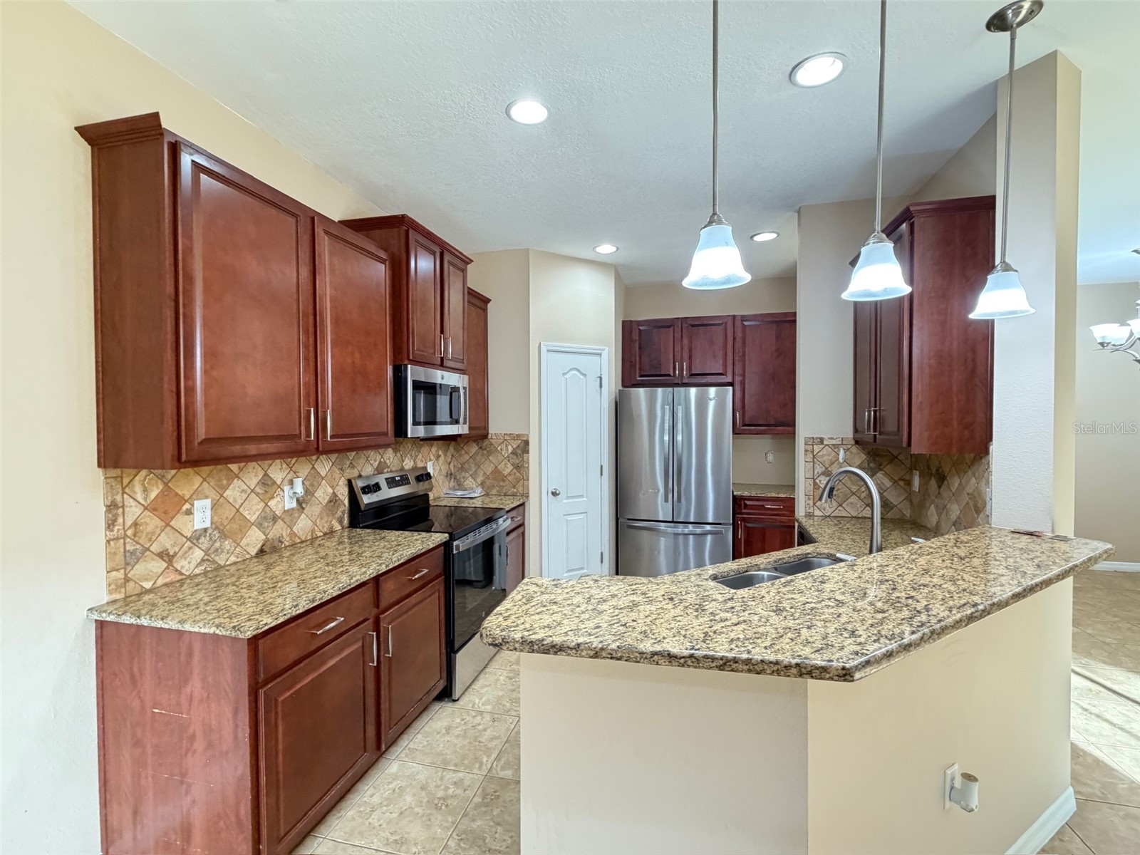 5722 Kinglethill Drive Lithia FL 33547 TB8529452 image9