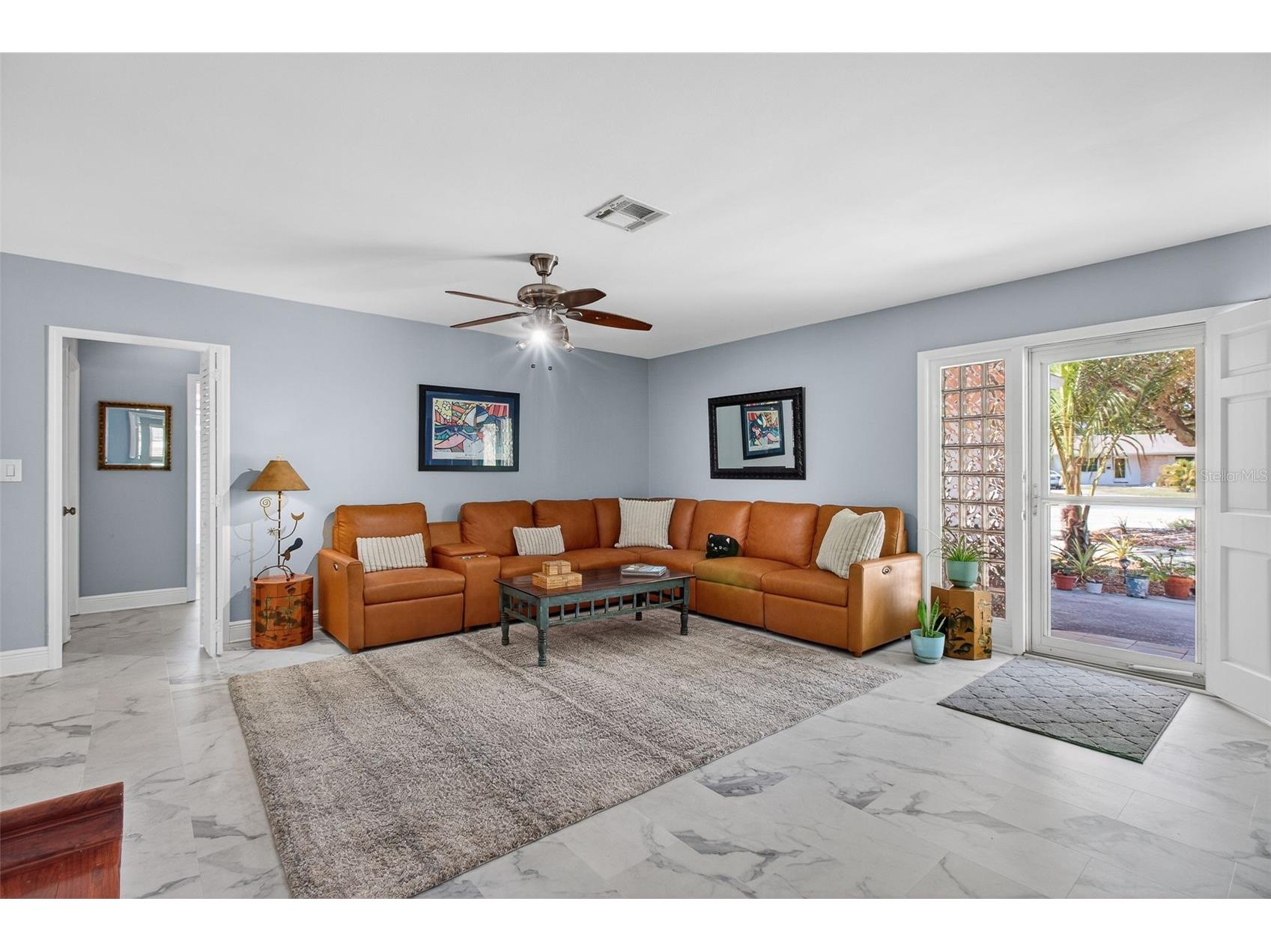 5723 1st Street NE Saint Petersburg FL 33703 TB8484076 image2