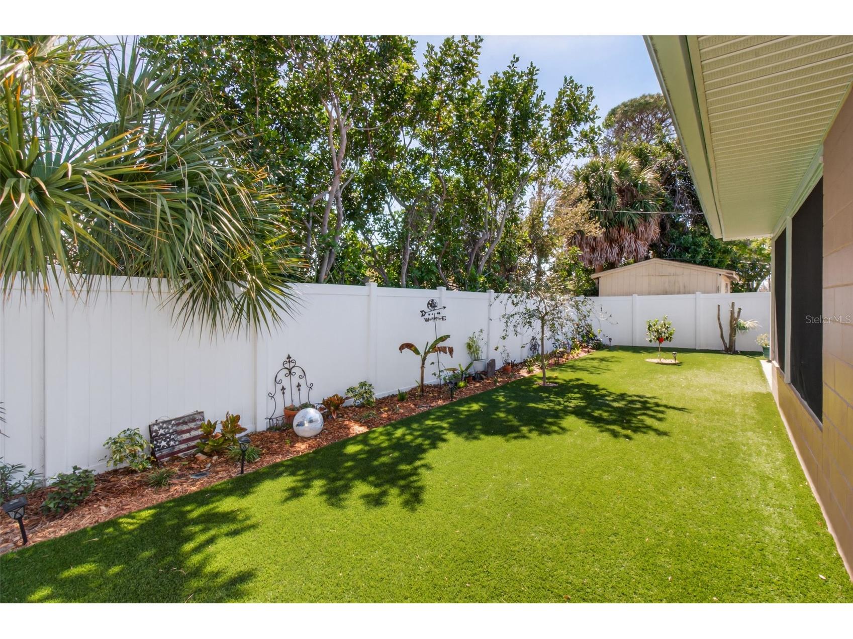 5723 1st Street NE Saint Petersburg FL 33703 TB8484076 image21