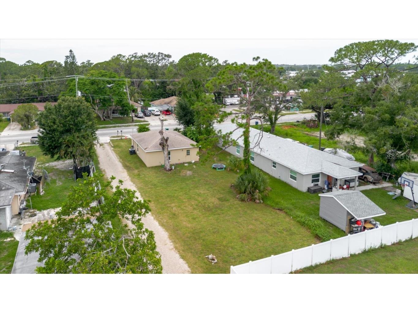 5723 5th Street E Bradenton FL 34203 A4658859 image2