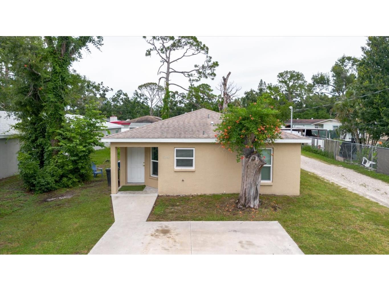 5723 5th Street E Bradenton FL 34203 A4658859 image3
