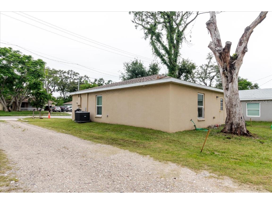 5723 5th Street E Bradenton FL 34203 A4658859 image32