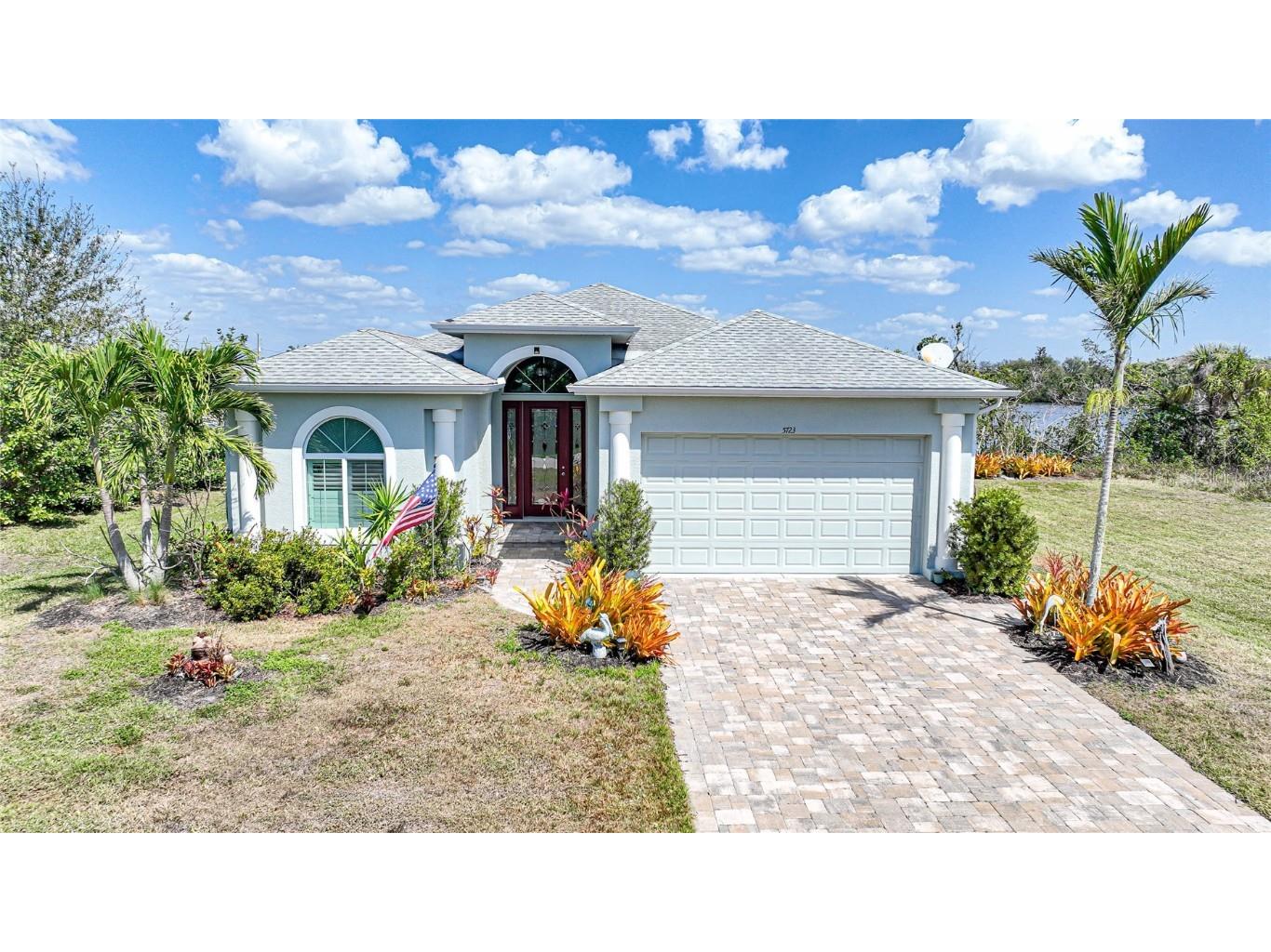 5723 David Boulevard Port Charlotte FL 33981 - LATHAM WATERWAY D6134464 image1