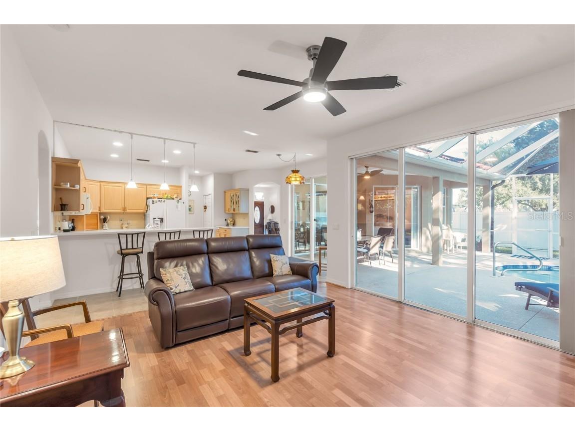 5723 Eastwind Drive Sarasota FL 34233 A4675503 image13