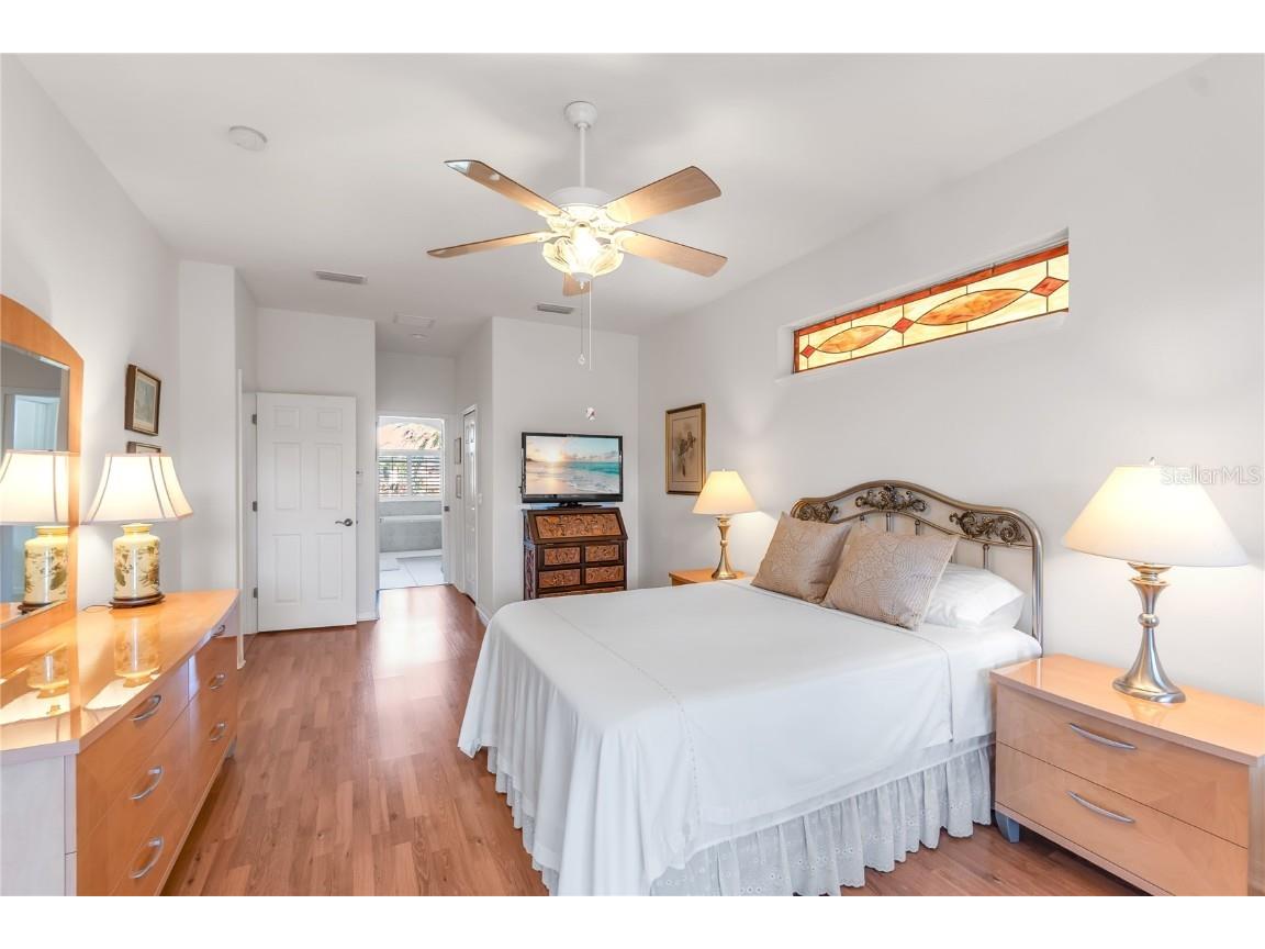 5723 Eastwind Drive Sarasota FL 34233 A4675503 image18