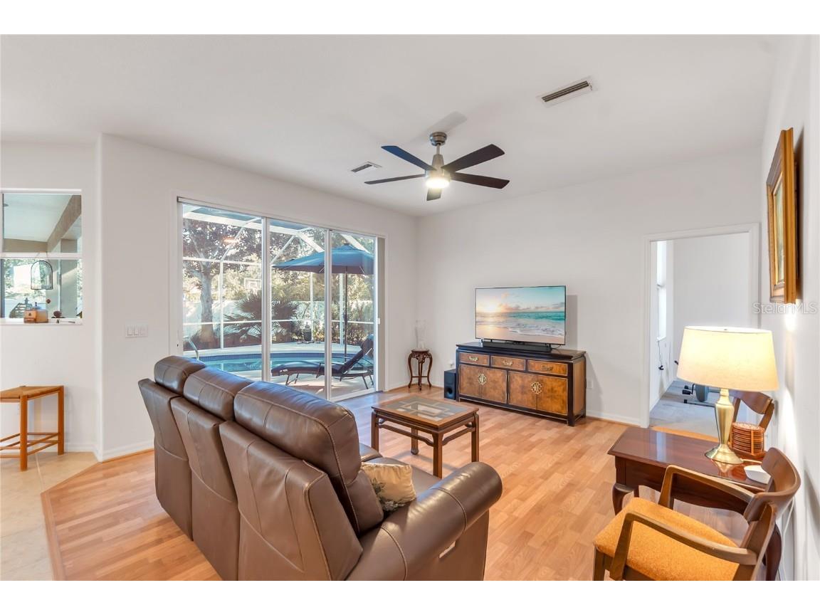 5723 Eastwind Drive Sarasota FL 34233 A4675503 image7