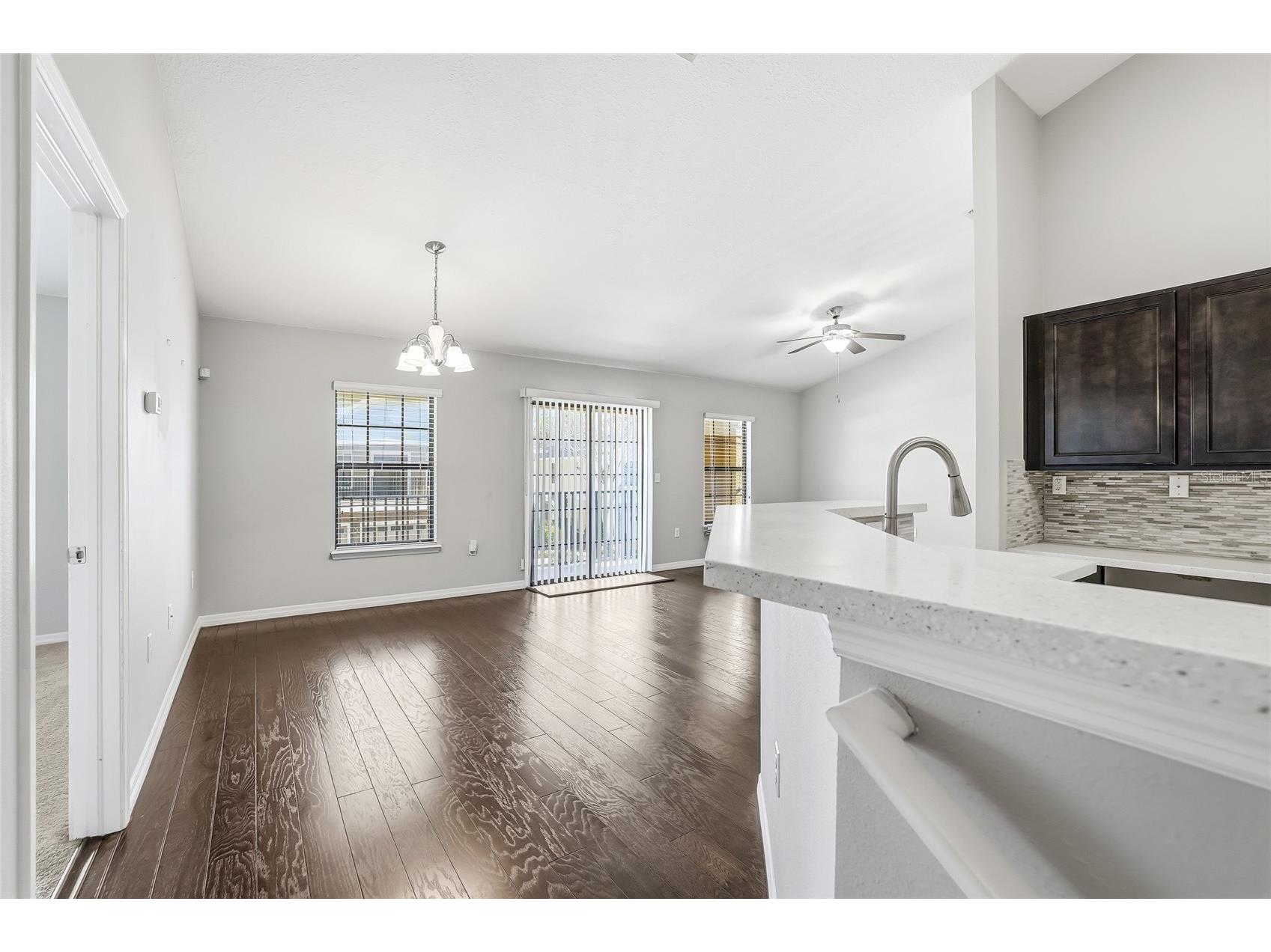 5723 Kingsletsound Place Lithia FL 33547 TB8452059 image7