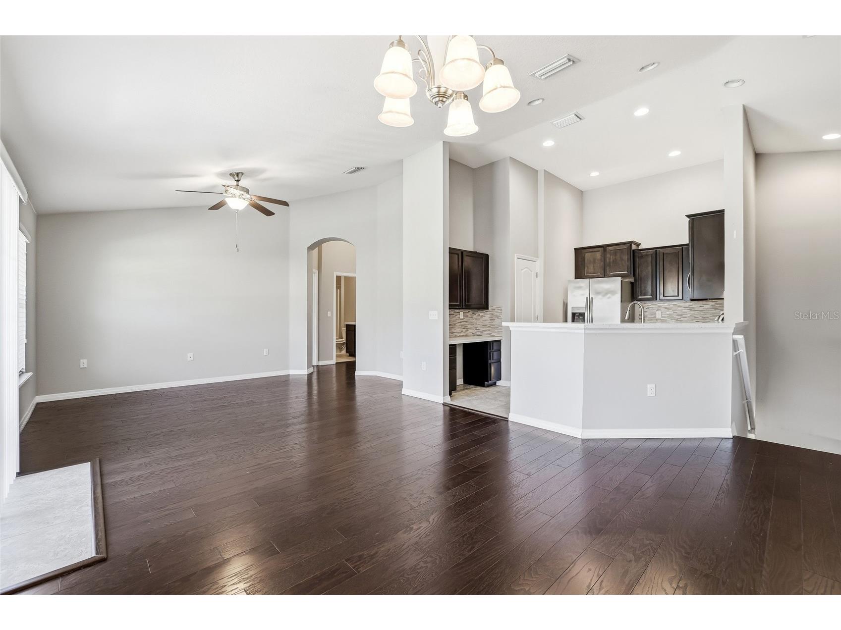 5723 Kingsletsound Place Lithia FL 33547 TB8452059 image9