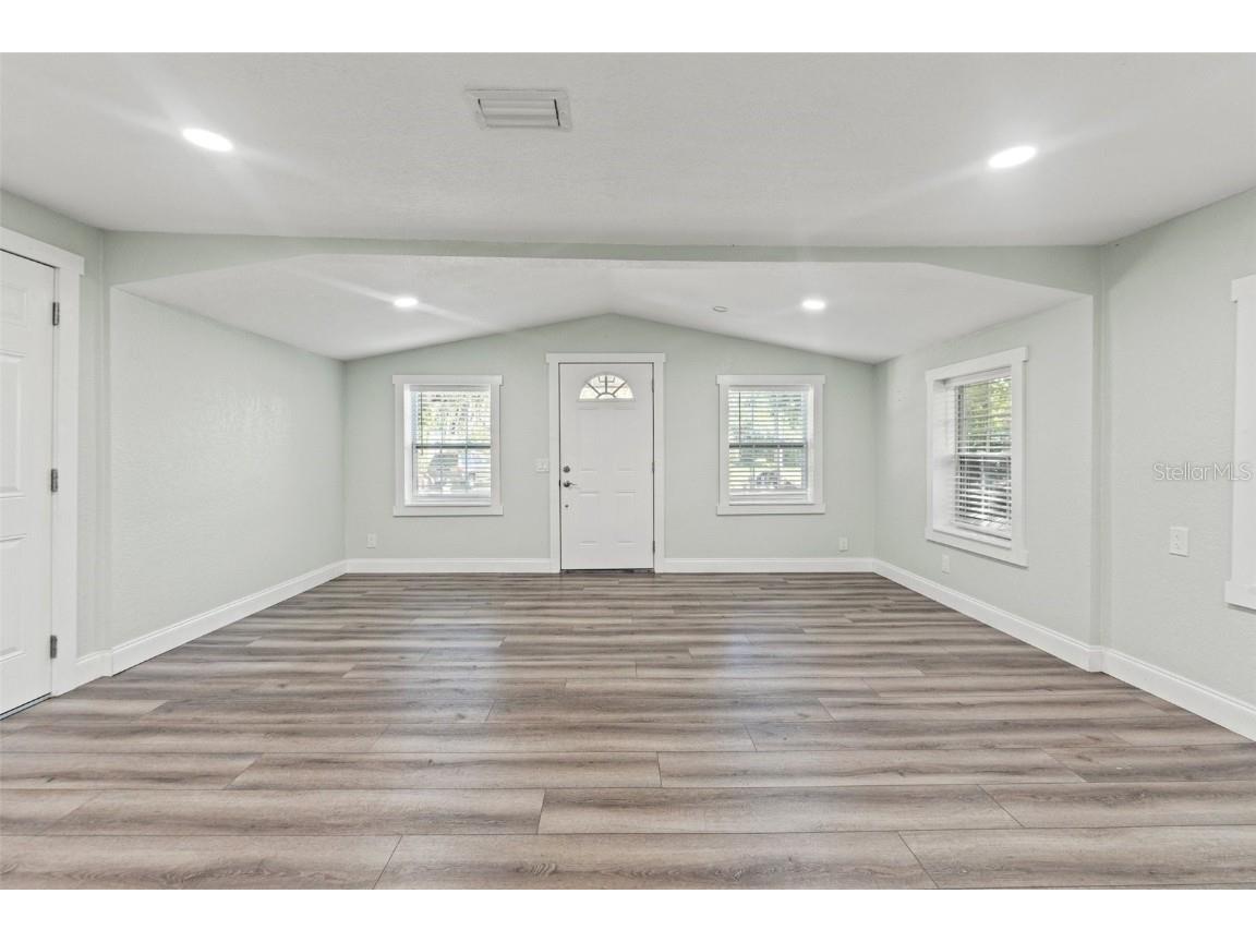 5724 Casson Avenue New Port Richey FL 34652 W7876574 image15