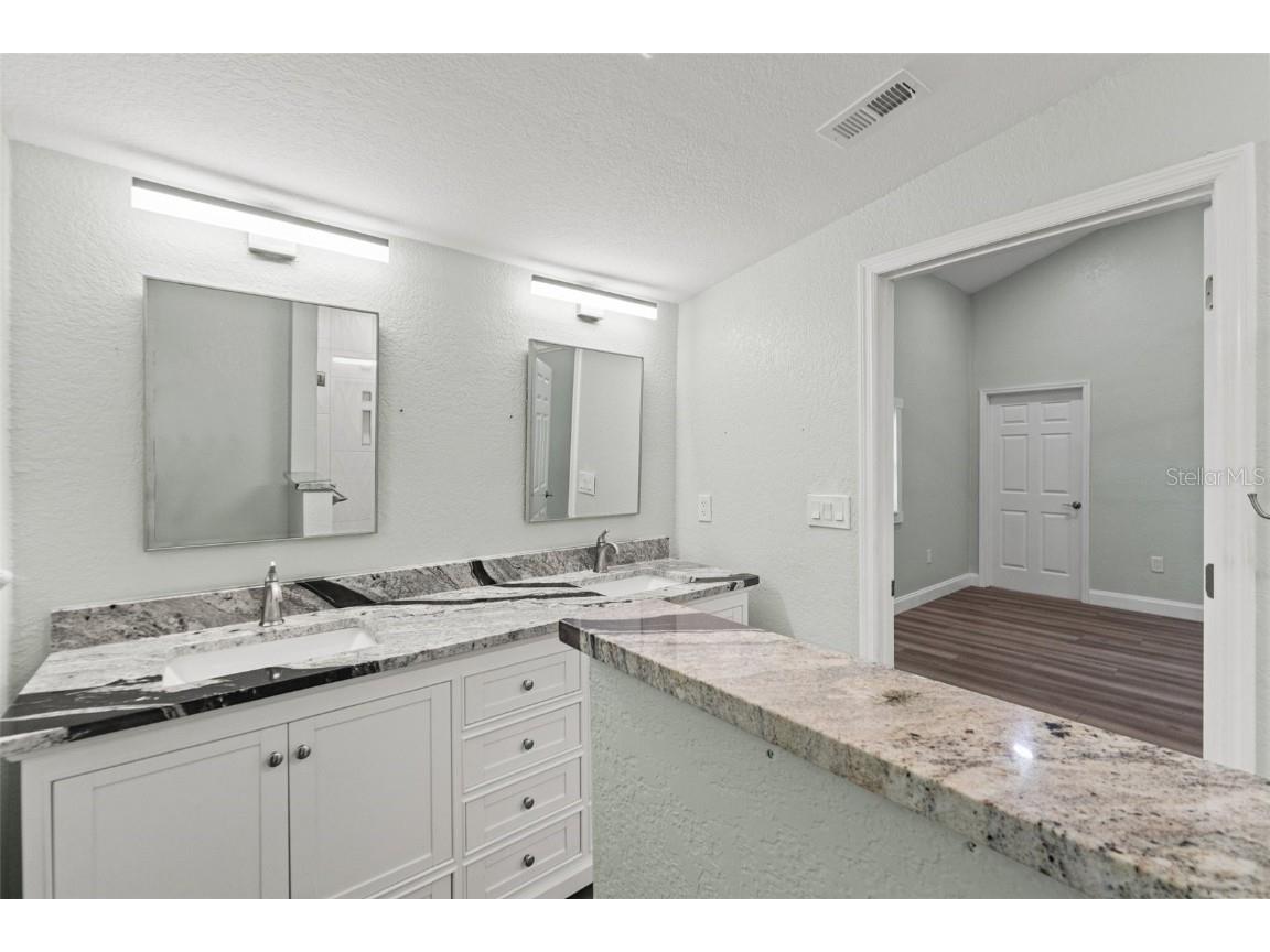 5724 Casson Avenue New Port Richey FL 34652 W7876574 image27