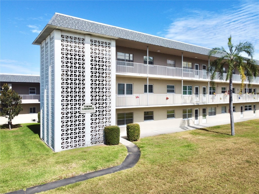 5725 12th Avenue N #201D Saint Petersburg FL 33710 TB8444841 image1