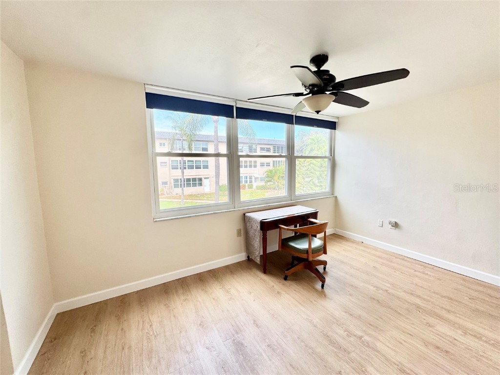 5725 12th Avenue N #201D Saint Petersburg FL 33710 TB8444841 image19