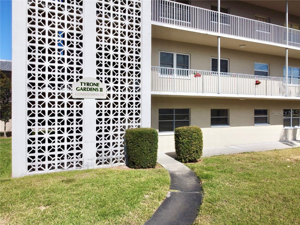5725 12th Avenue N #201D Saint Petersburg FL 33710 TB8444841 image3