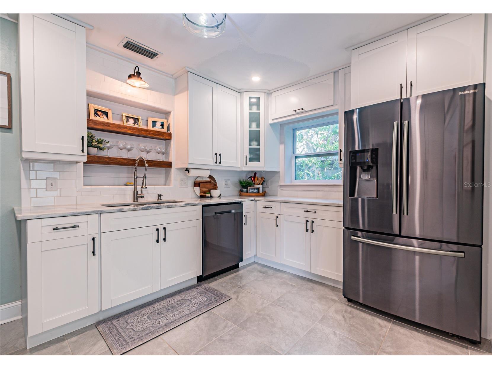 5725 14th Street Zephyrhills FL 33542 TB8527848 image12