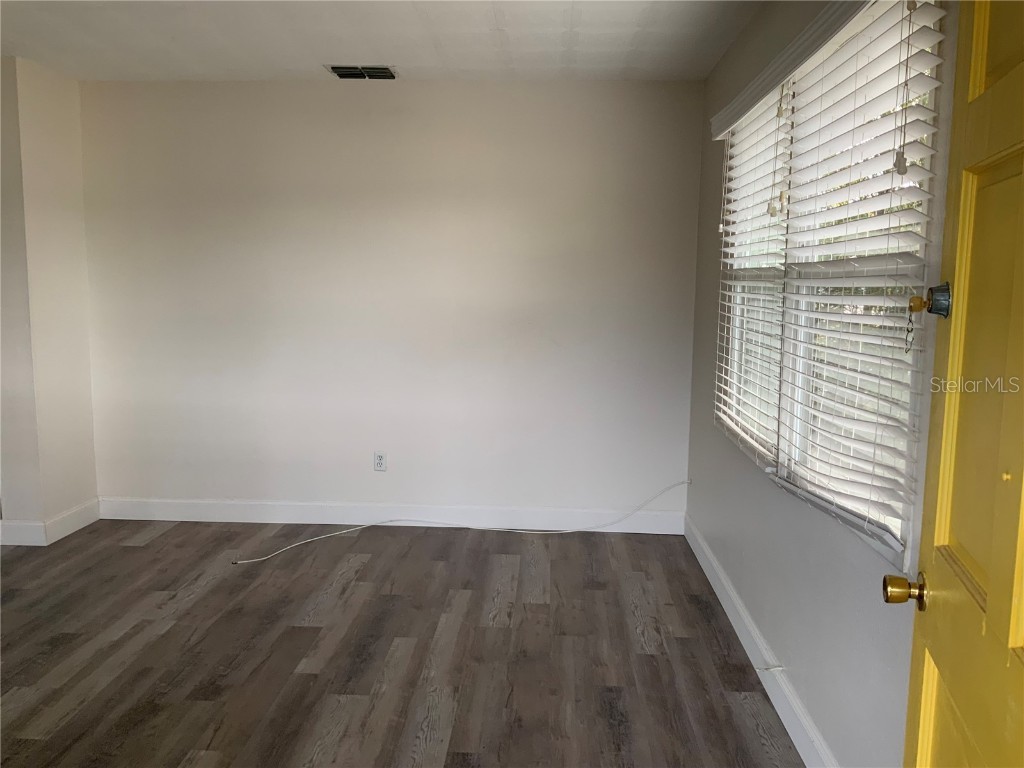 5725 3rd Avenue N Saint Petersburg FL 33710 TB8449501 image4