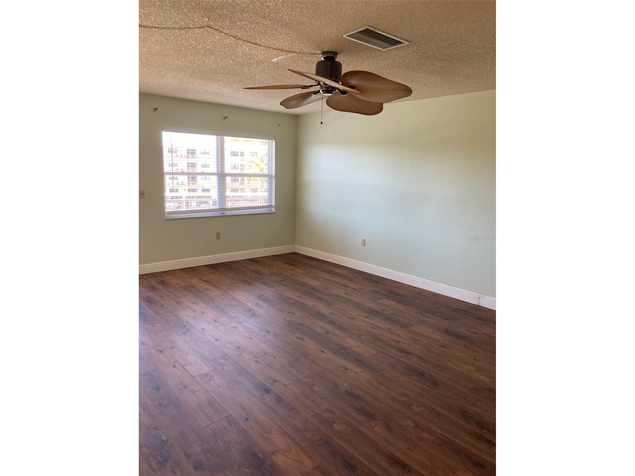 5725 80th Street N #315 Saint Petersburg FL 33709 TB8469687 image2